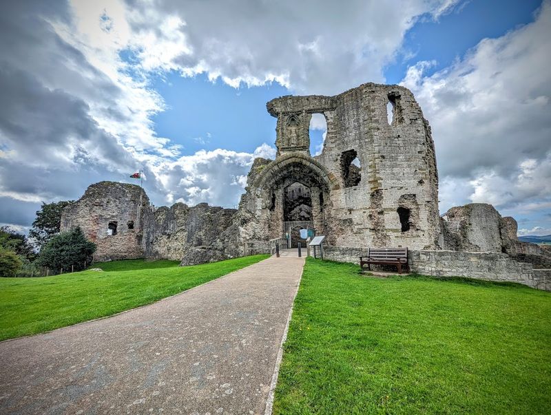 Denbigh Castle - Denbigh, Denbighshire