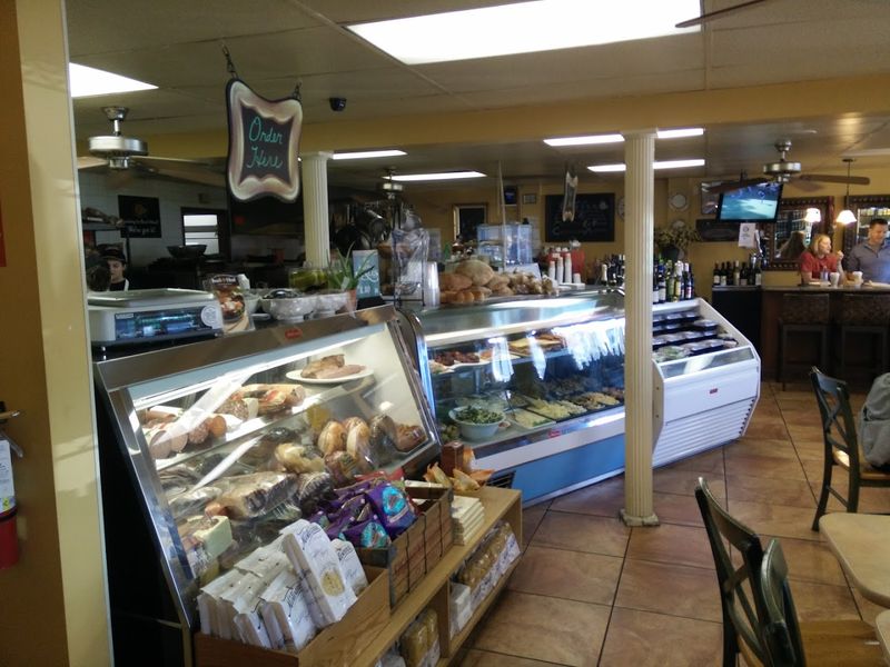 DiSalvo's Deli & Italian Bakery — Lorain
