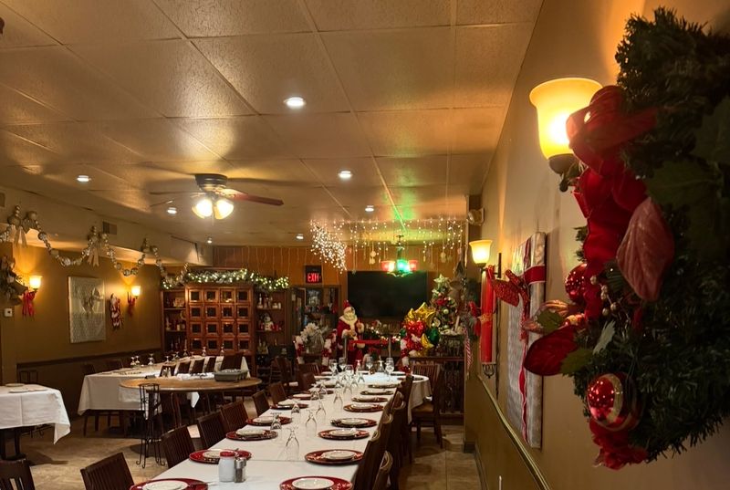 Dina's Bistro, Toms River, New Jersey