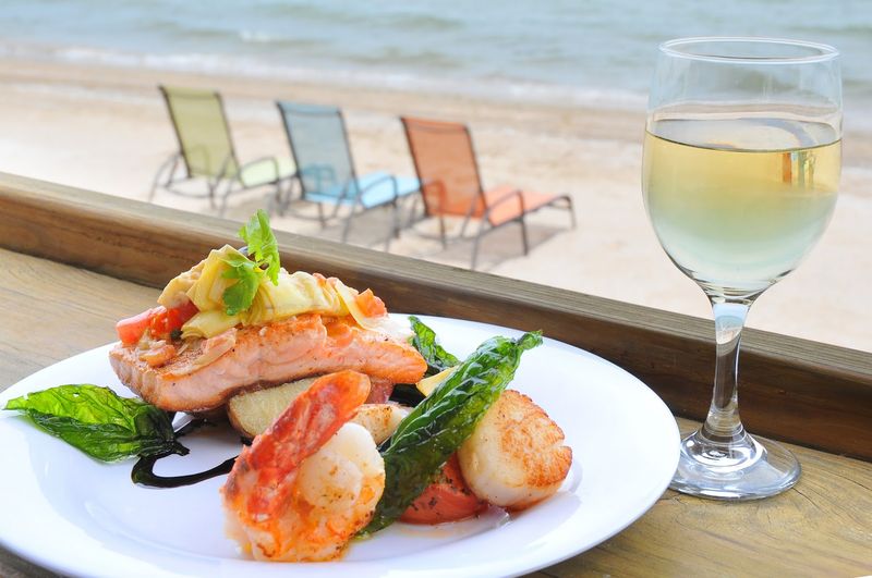 Dock's Beach House Restaurant in Port Clinton