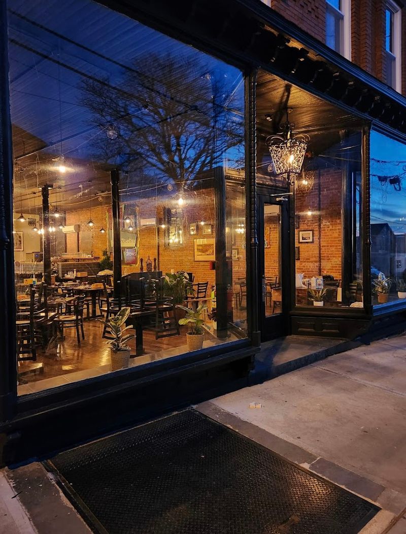 Drew's Bayshore Bistro, Keyport, New Jersey