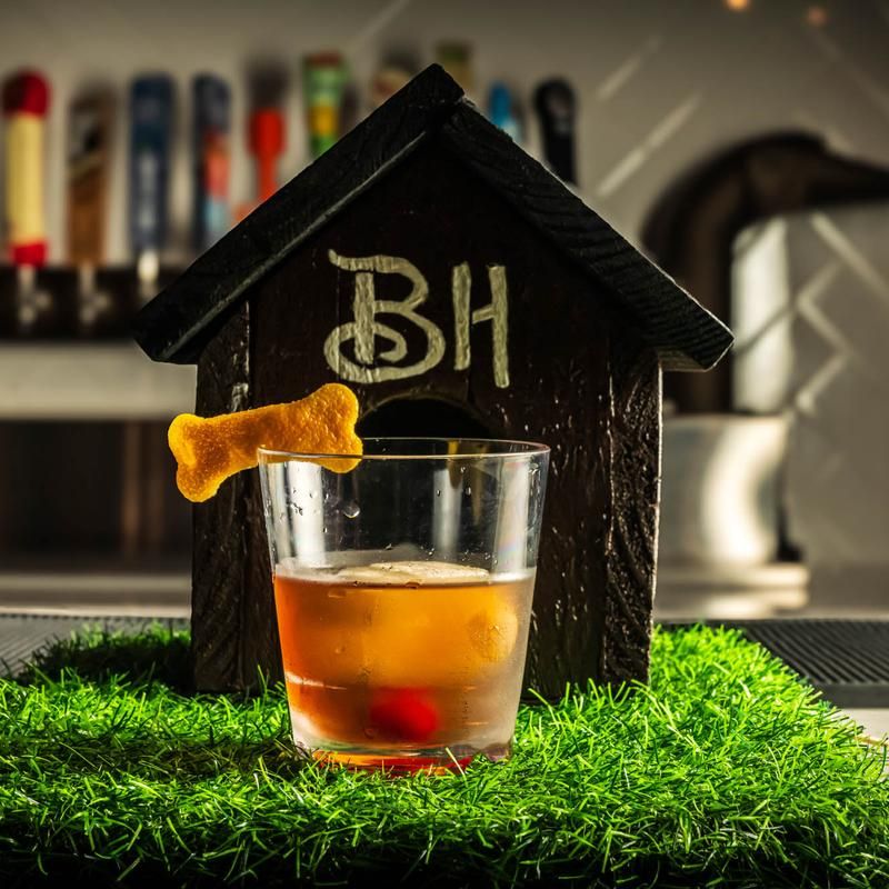 Drinks and the Bar Experience at BarkHaven