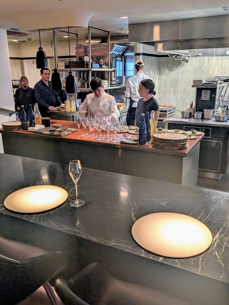 Eleven Seats, One Counter, Zero Distance From the Kitchen Eleven Seats, One Counter, Zero Distance From the Kitchen