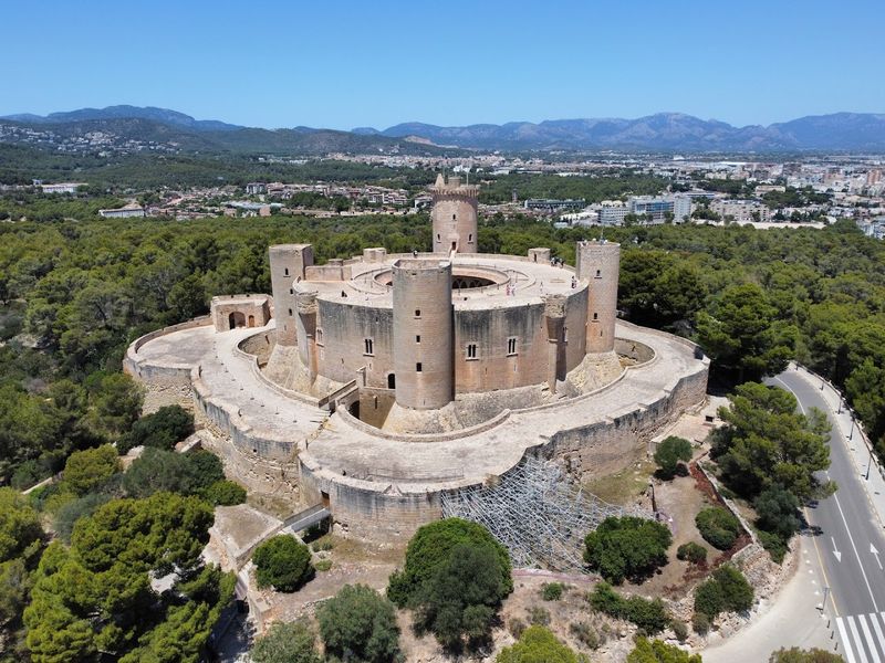 Explore Bellver Castle Explore Bellver Castle