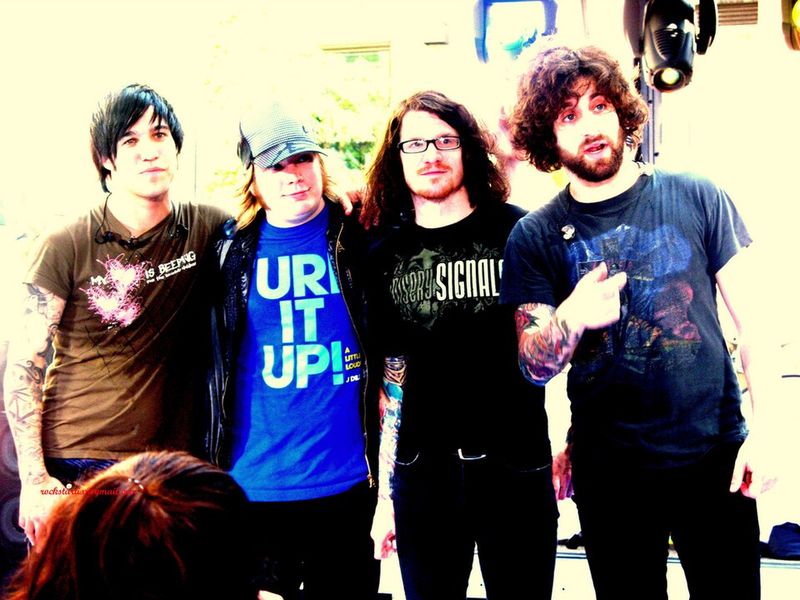 Fall Out Boy's 'Beat It' (Originally by Michael Jackson)
