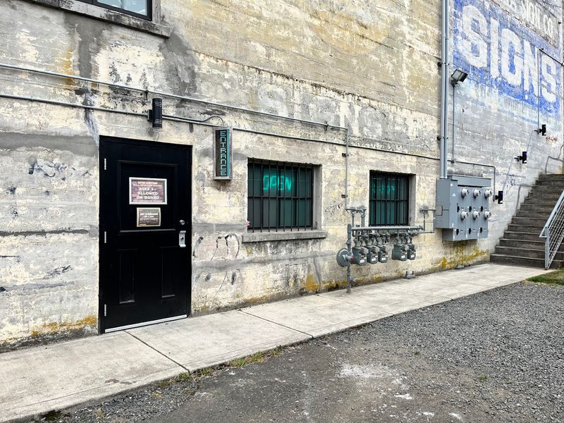Finding the Hidden Door on 9th Street