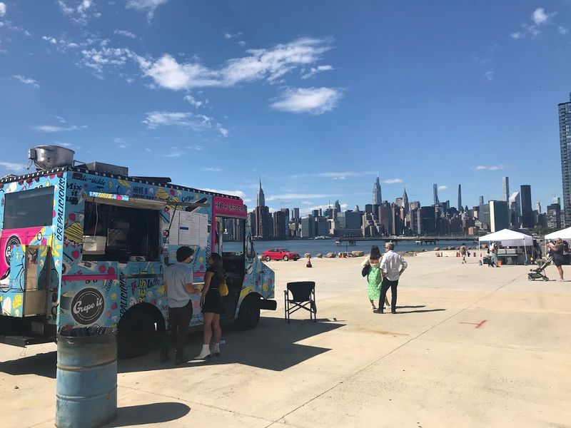 Food Trucks and the Waterside Dining Setup Food Trucks and the Waterside Dining Setup