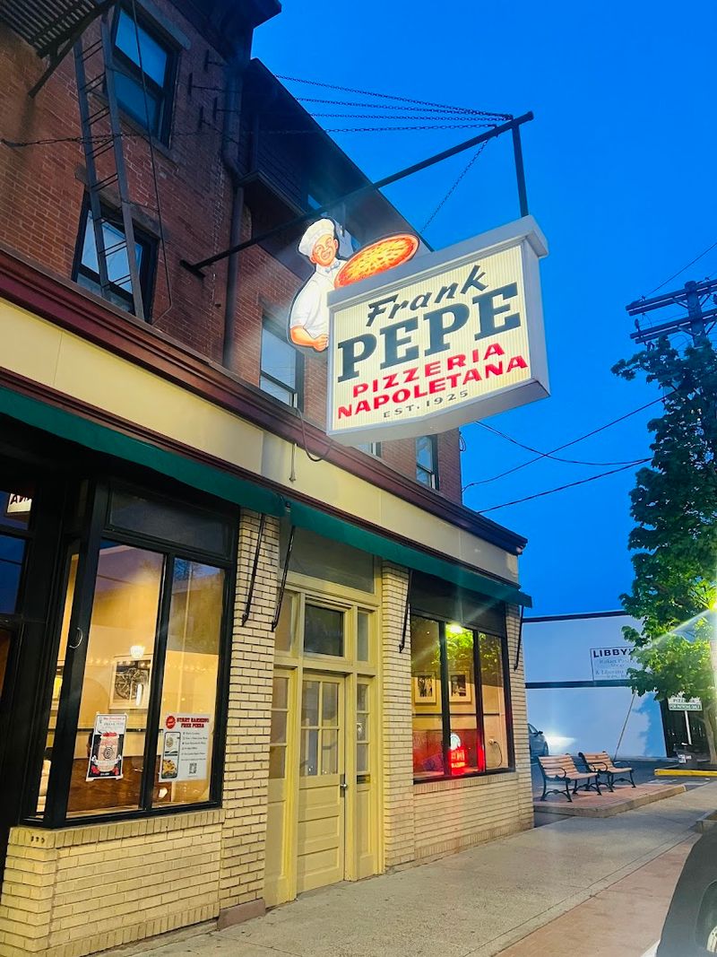 Frank Pepe Pizzeria Napoletana Frank Pepe Pizzeria Napoletana