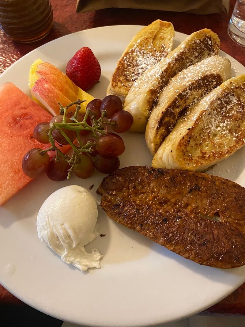 French Toast Worth the Hype French Toast Worth the Hype