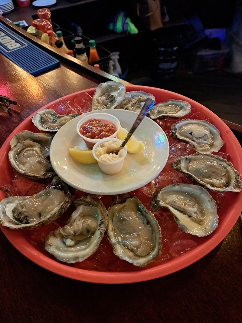 Fresh Oysters by the Bucket