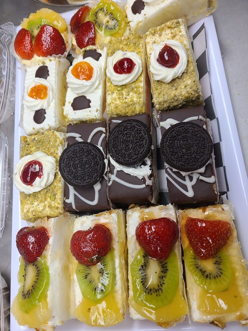 Fruit Bars That Deserve Their Own Spotlight