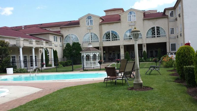 Golf, Pools, and Ways to Fill an Entire Weekend Golf, Pools, and Ways to Fill an Entire Weekend
