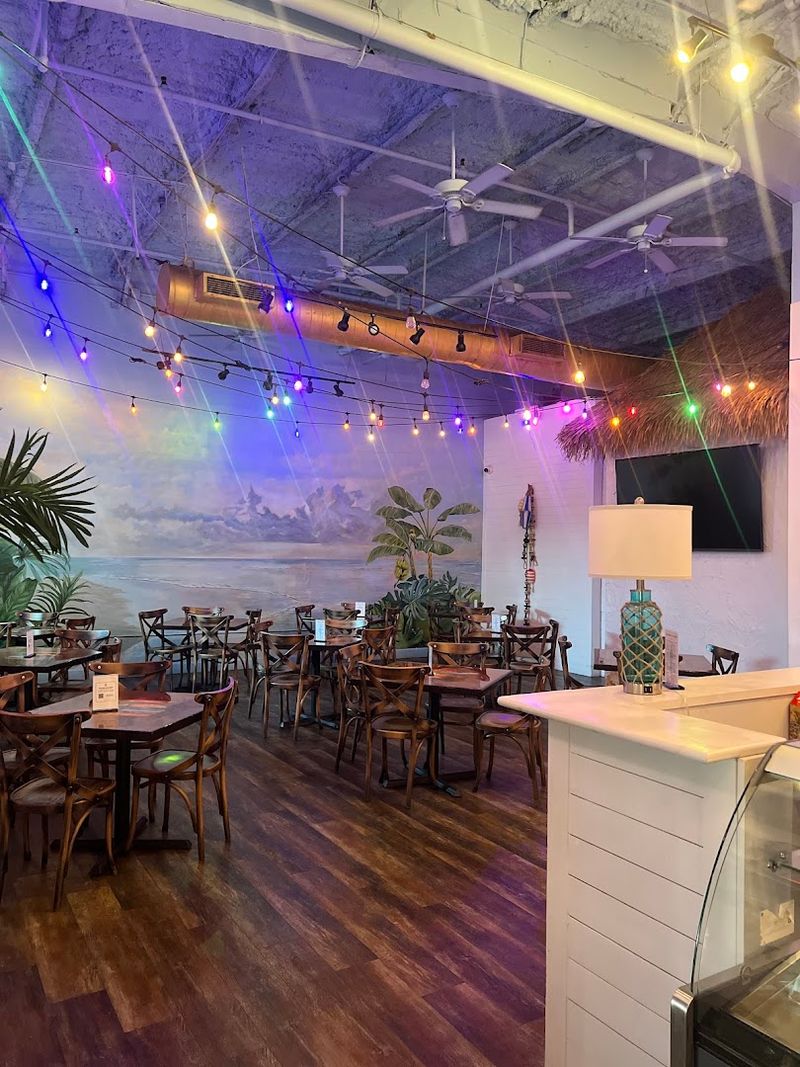 Good Vibes Coastal Kitchen in Pearland