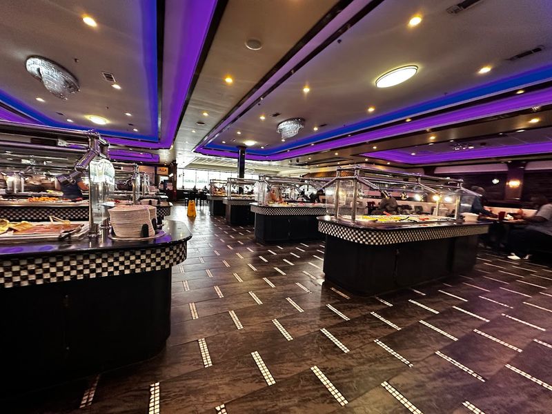 Grand Buffet