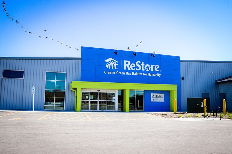 Greater Green Bay Habitat for Humanity ReStore, Green Bay, Wisconsin Greater Green Bay Habitat for Humanity ReStore, Green Bay, Wisconsin
