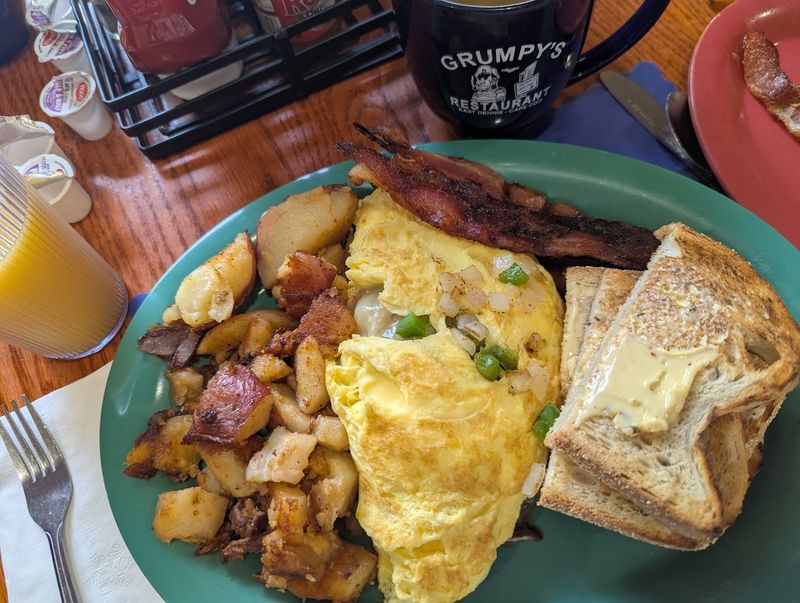 Grumpy's - East Dennis (Cape Cod)