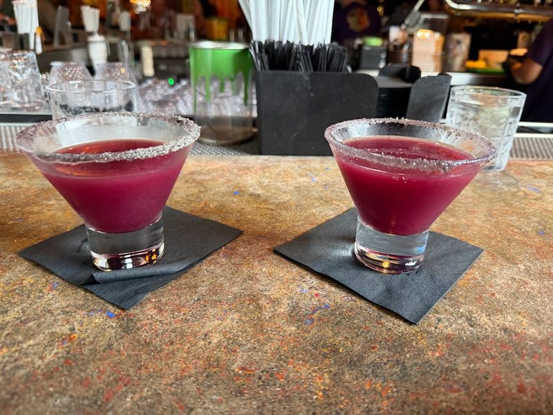 Happy Hour and Weekday Visits Happy Hour and Weekday Visits