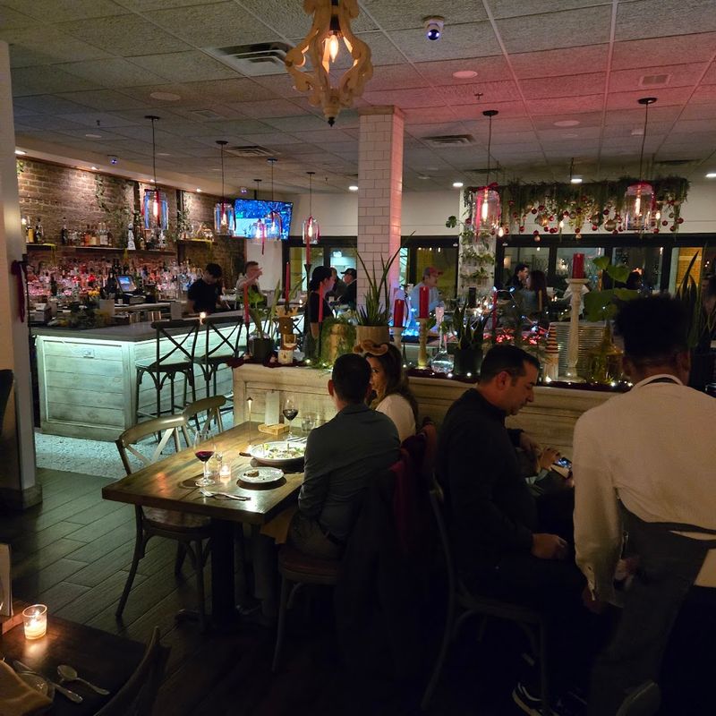 Happy Hour at Salt