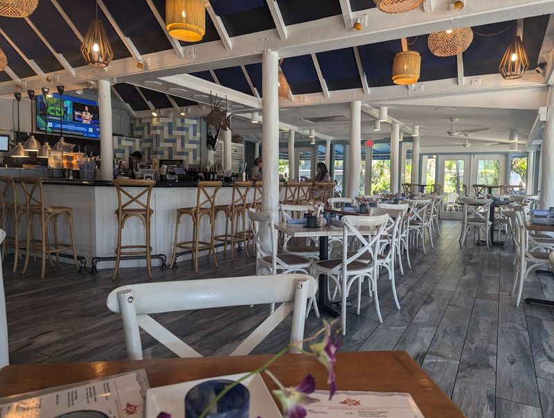 Hogfish Harry's Restaurant + Bar