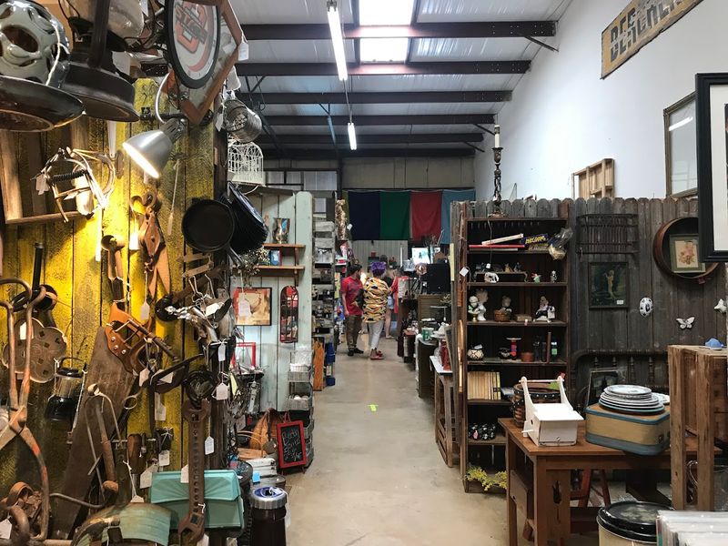 Hours, Accessibility, and Planning Your Visit