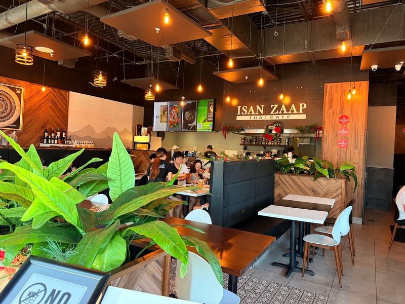 Why This Café Keeps Drawing People Back