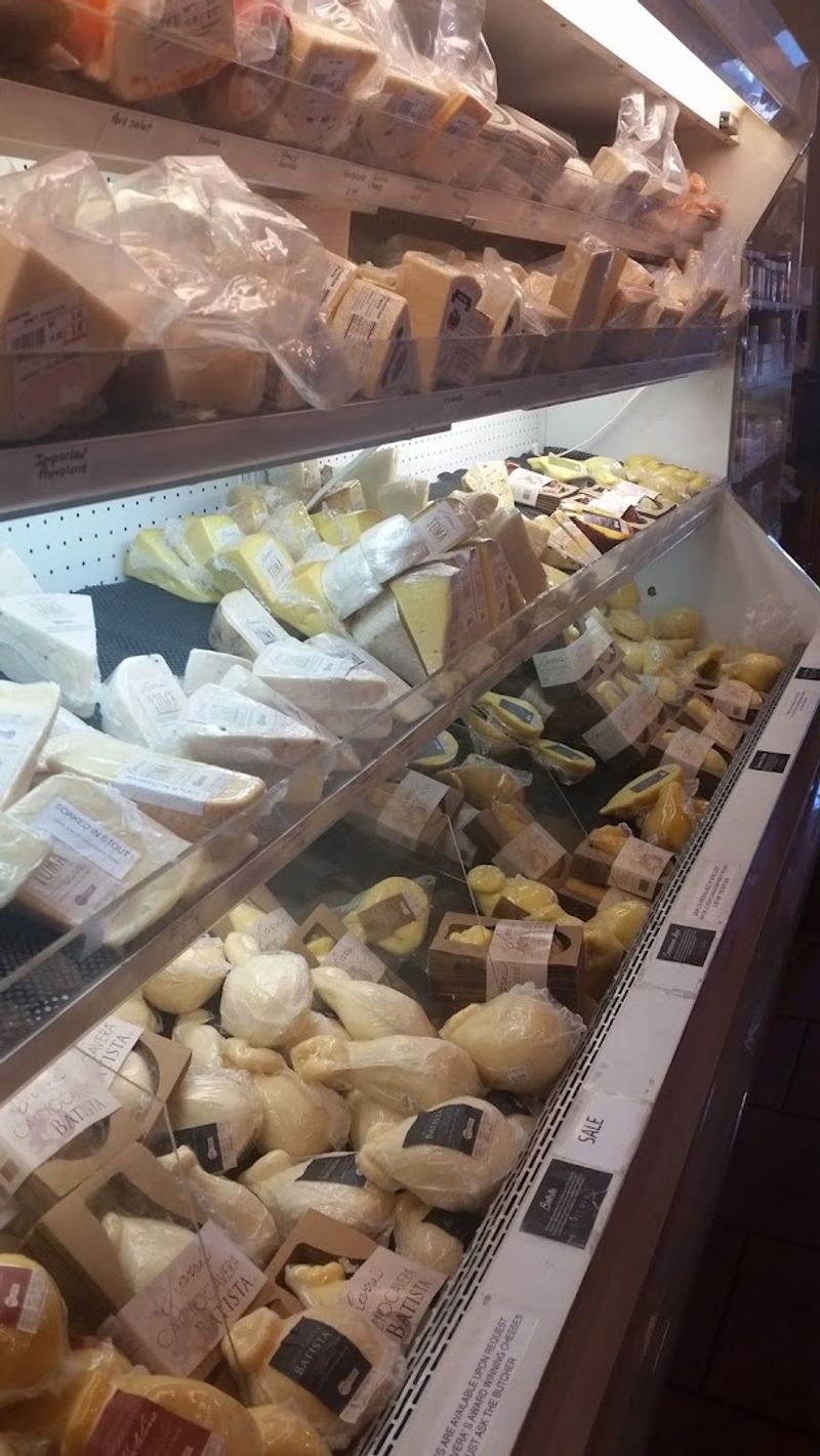 House-Made Cheese That Earns Its Own Fan Club House-Made Cheese That Earns Its Own Fan Club