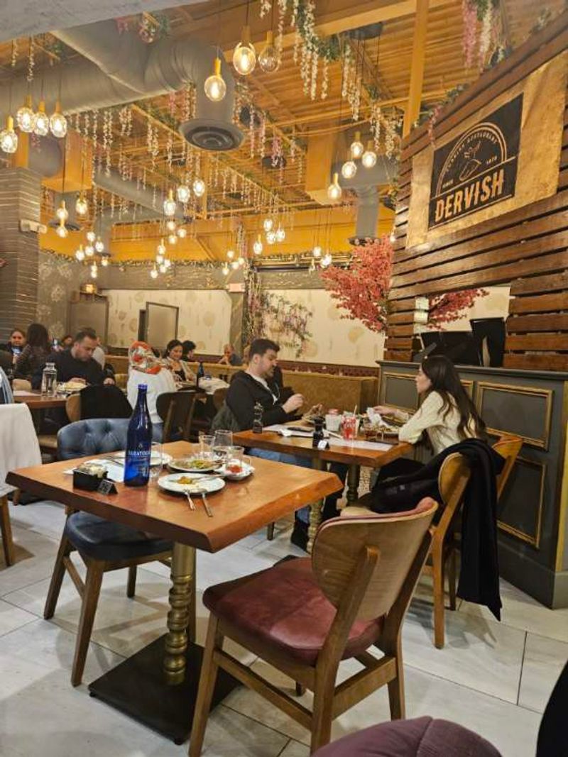 How Dervish Handles the Busy Weekend Rush