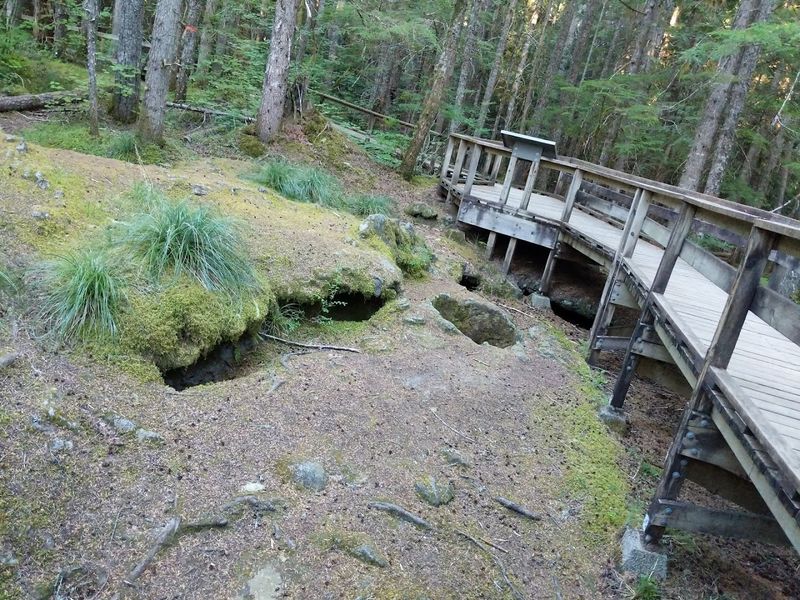 How This Trail Compares to Ape Cave