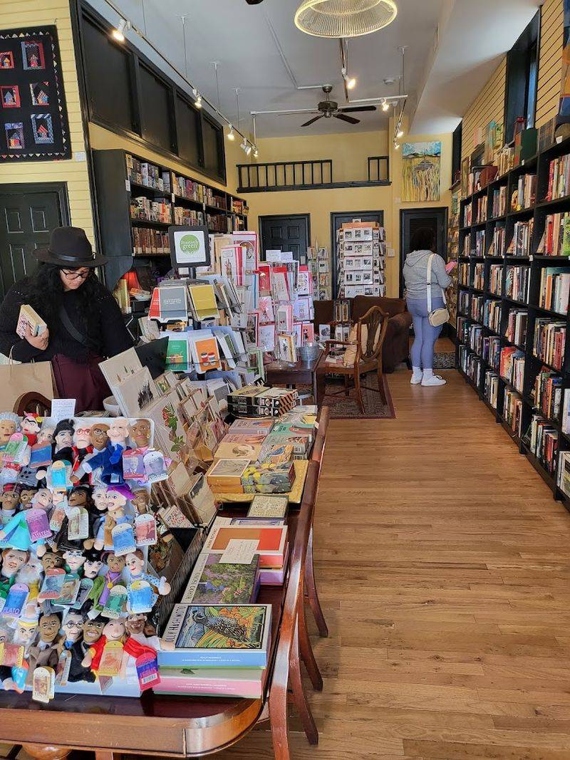 How a Meditation Moment Became a Beloved Bookstore How a Meditation Moment Became a Beloved Bookstore