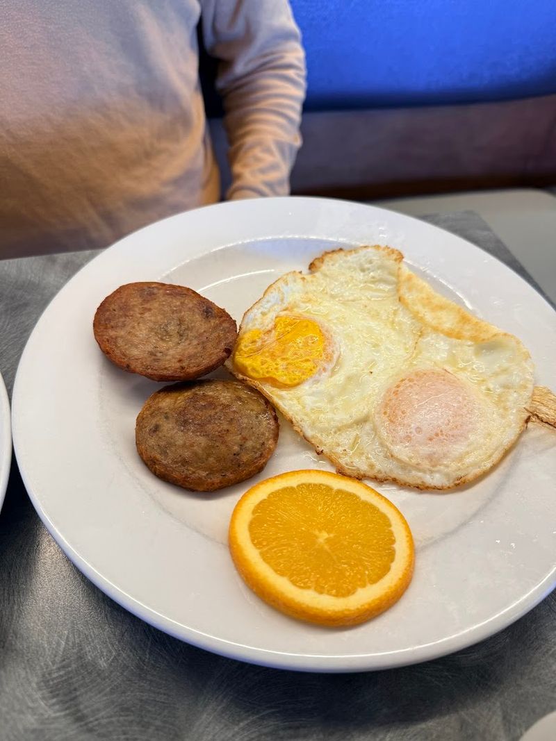 How the $10 Breakfast Price Point Fits In