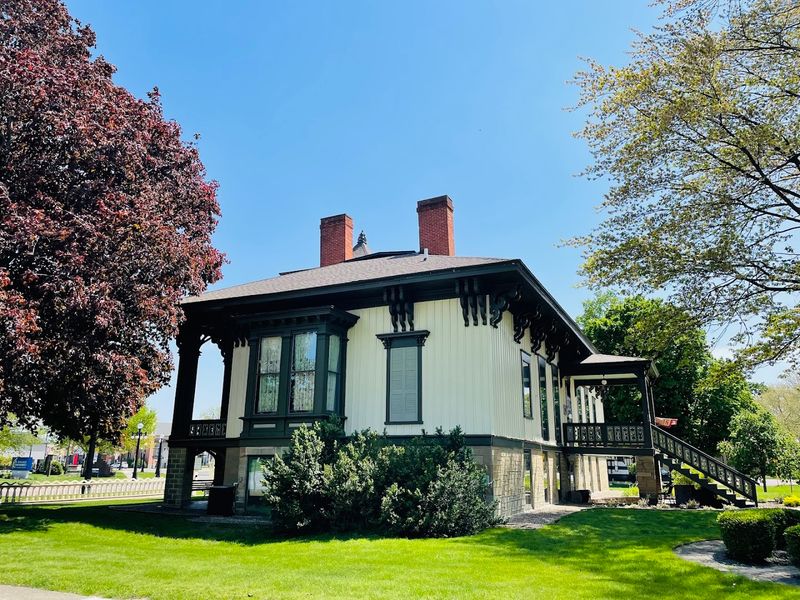 How the Marshall Historical Society Saved This Treasure