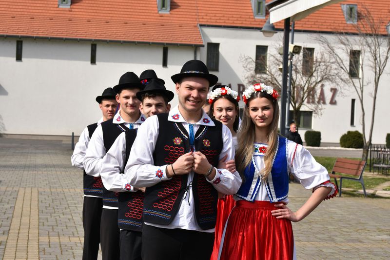 Hungarian Hungarian