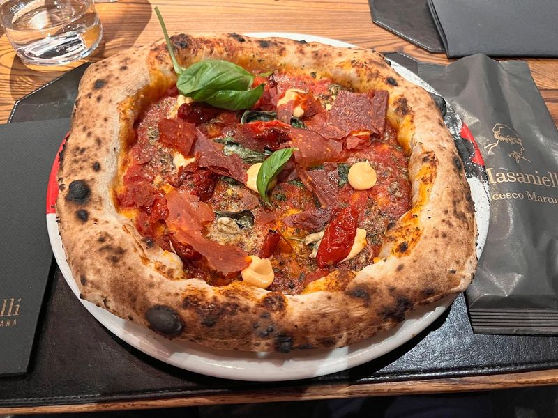 I Masanielli, Caserta, Italy