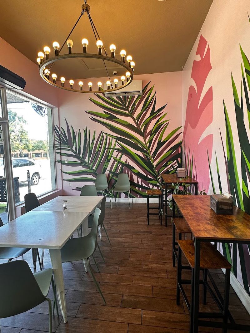 Indoor Atmosphere and the Instagrammable Decor