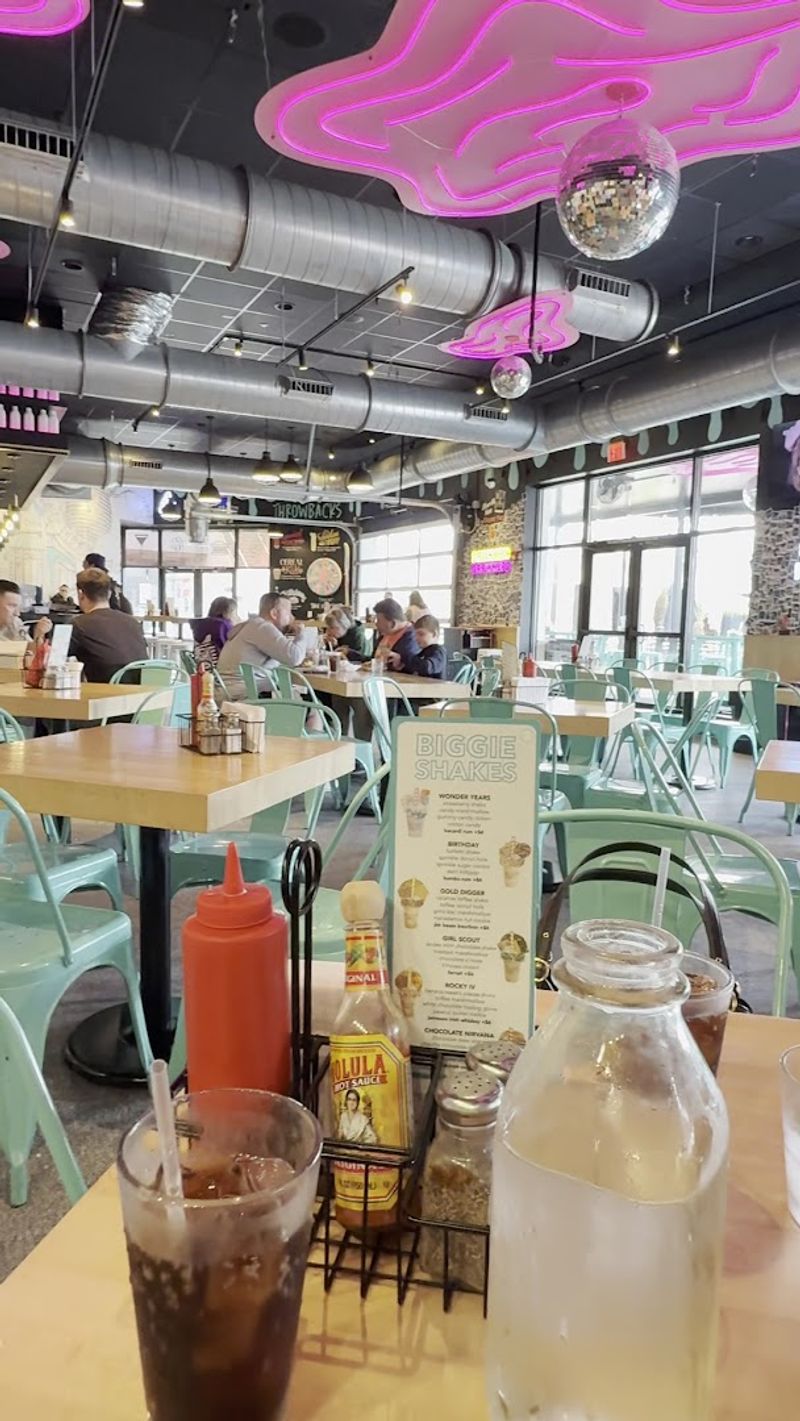 Indoor and Outdoor Seating Options Indoor and Outdoor Seating Options