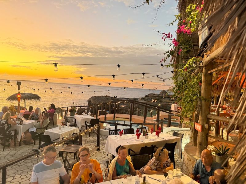 Ivan's Bar & Restaurant, Negril