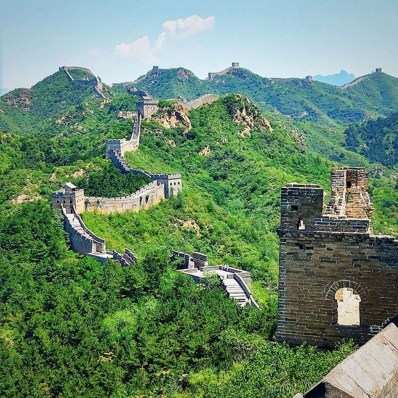 Jinshanling Is Loved by Hikers