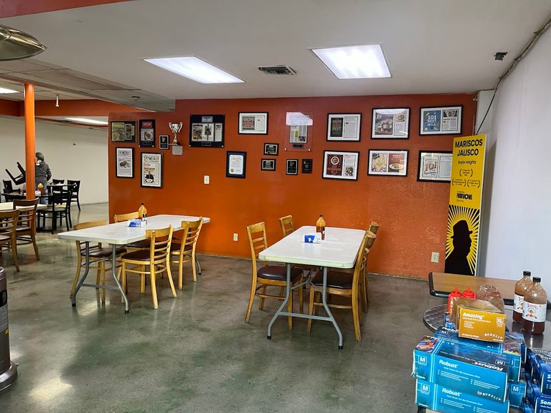 Los Angeles – Street Tacos at Mariscos Jalisco