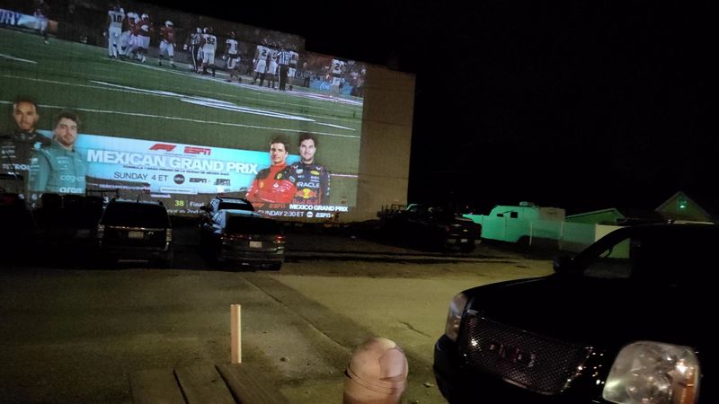 The Screen That Faces the Street