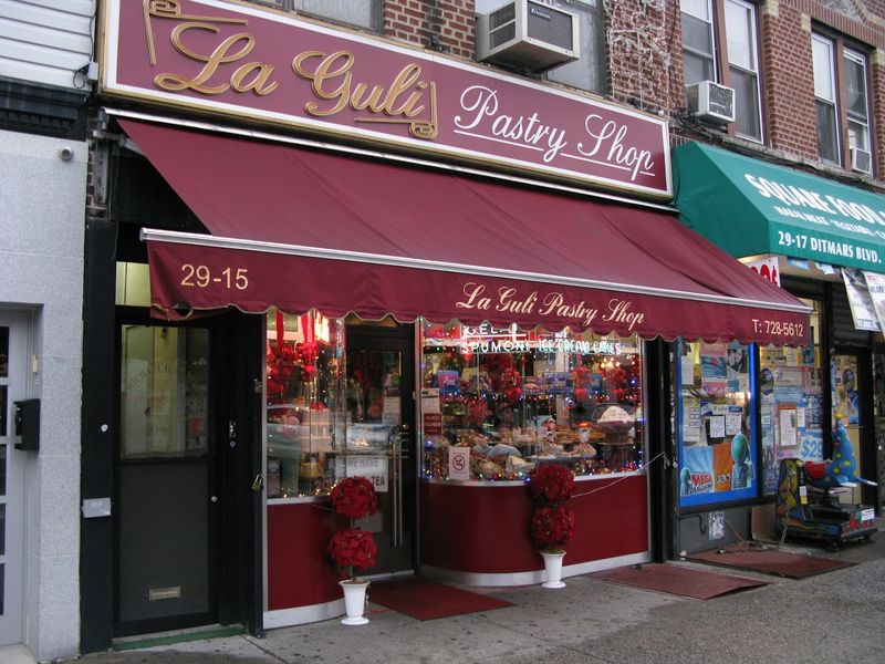 La Guli Pastry Shop, Astoria, New York La Guli Pastry Shop, Astoria, New York