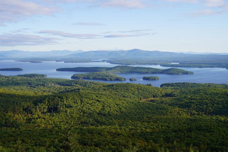 Lake Winnipesaukee, New Hampshire Lake Winnipesaukee, New Hampshire