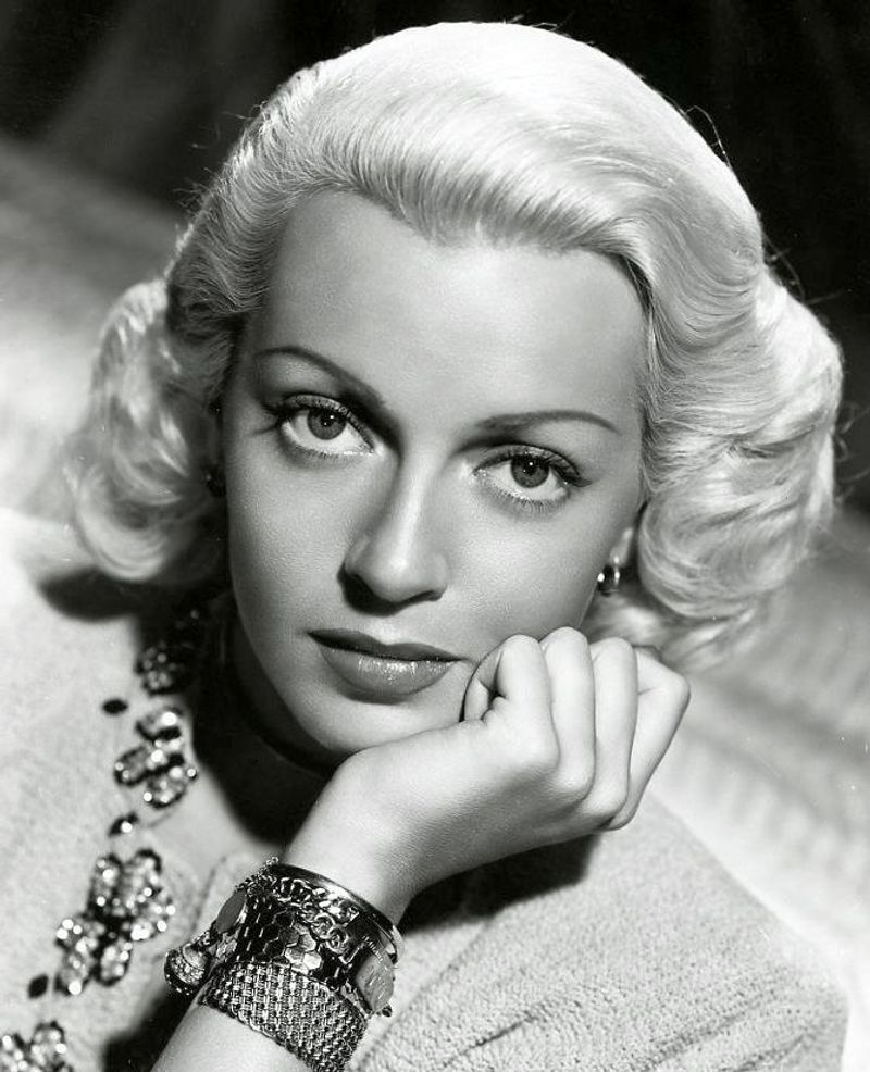 Lana Turner: 8 Marriages