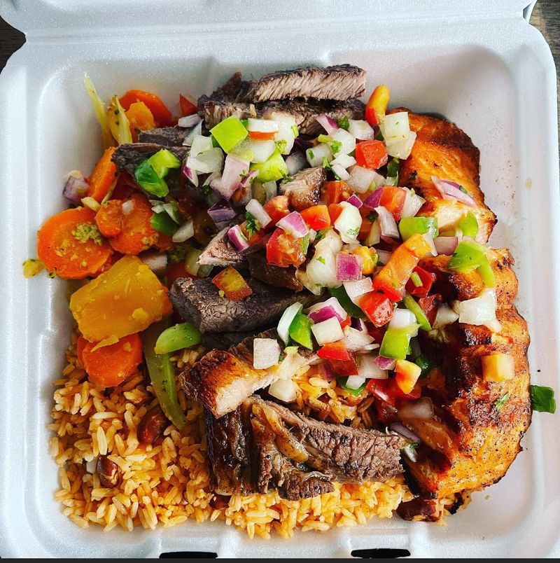 Leal's Kitchen - Brockton