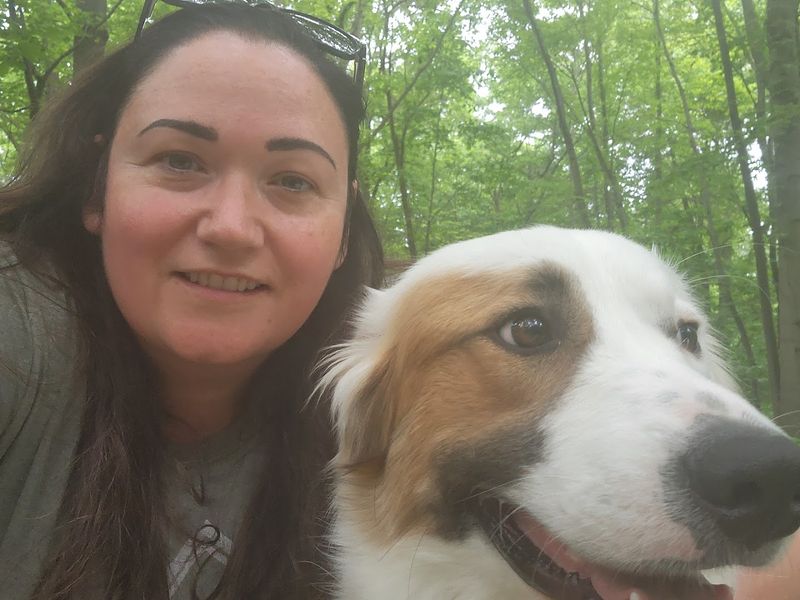 Leashed Dogs and Good Trail Manners