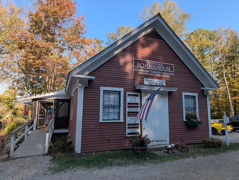 Little Red Schoolhouse, Campton, New Hampshire