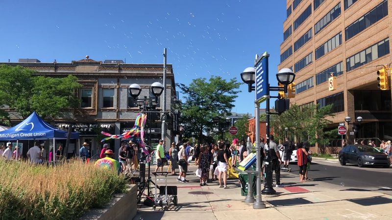 Live Music, Food, and the Full Street-Fair Energy