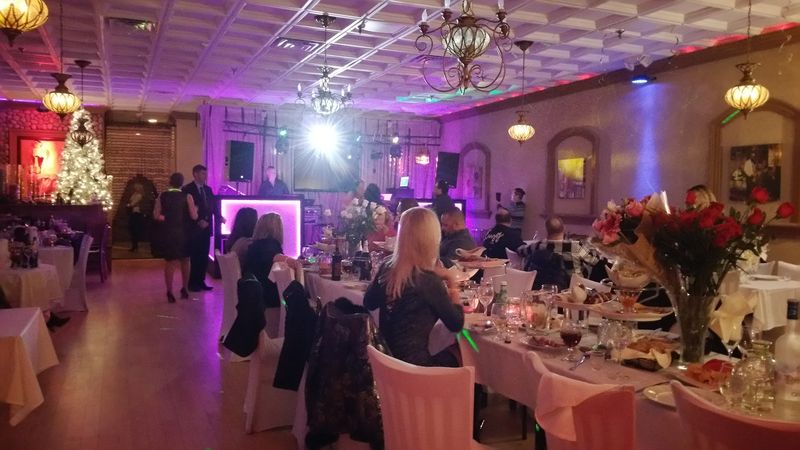Live Music That Actually Gets the Room Moving