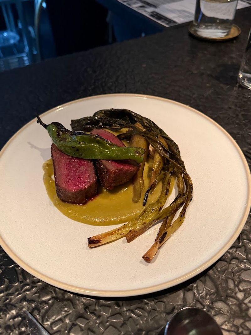 Locally Sourced Ingredients and Seasonal Menus