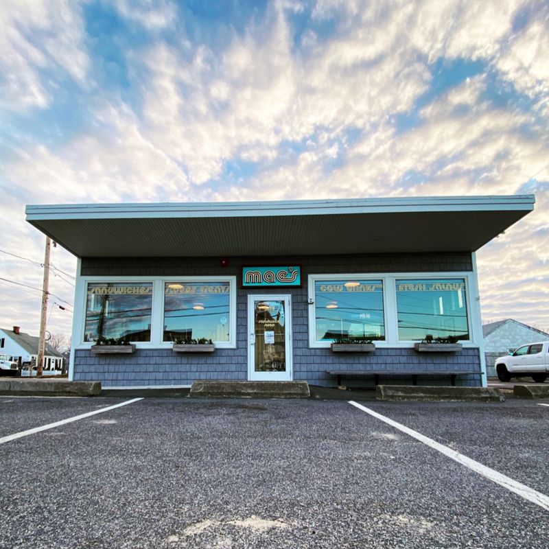 Mae's Sandwich Shop in Marshfield