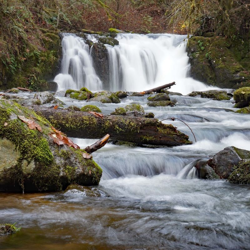 Lower and Upper Falls, the Quieter Pair
